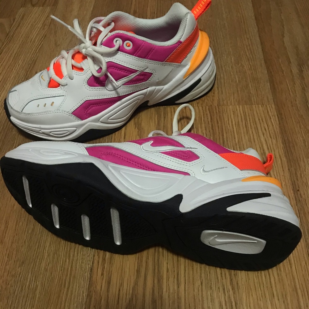 Nike Sneakers!
